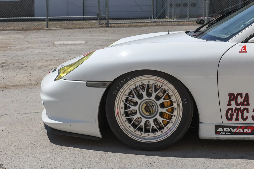 2002 Porsche 996 GT3 - Image 15 of 31