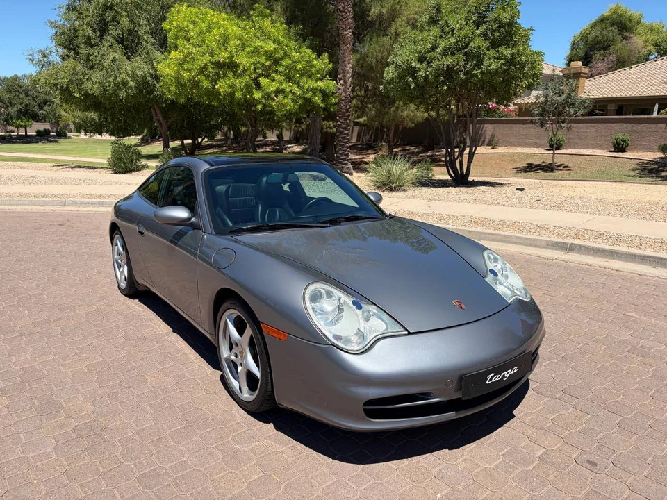 2002 Porsche 911 - Image 10 of 19