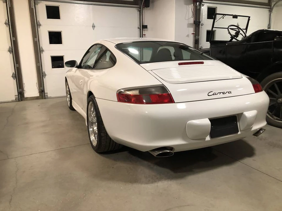 2002 Porsche 996 Carrera - Image 19 of 22
