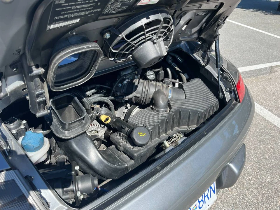 2002 Porsche 996 Carrera - Image 11 of 18
