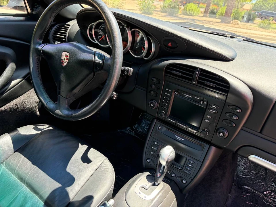 2002 Porsche 996 Carrera - Image 11 of 12