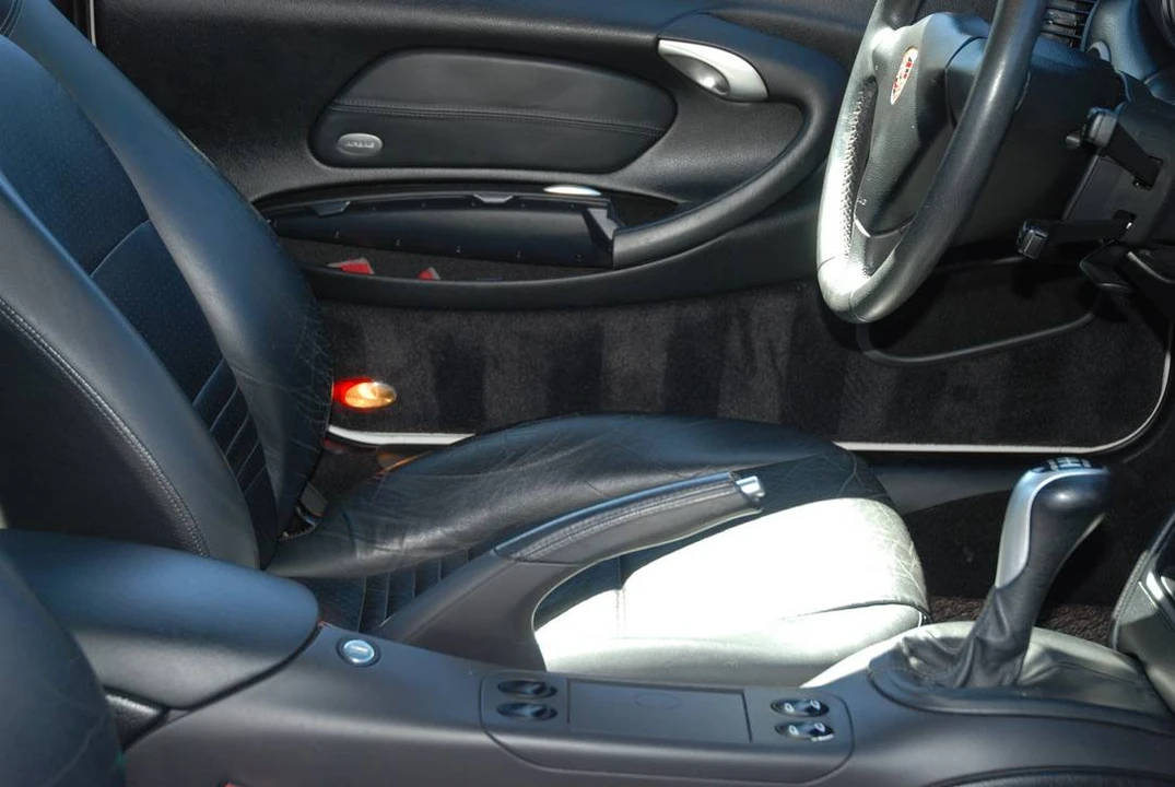 2002 Porsche 996 Carrera - Image 10 of 22