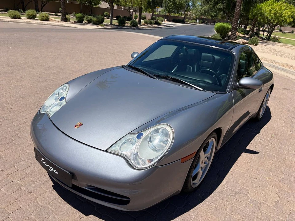2002 Porsche 911 - Image 12 of 19