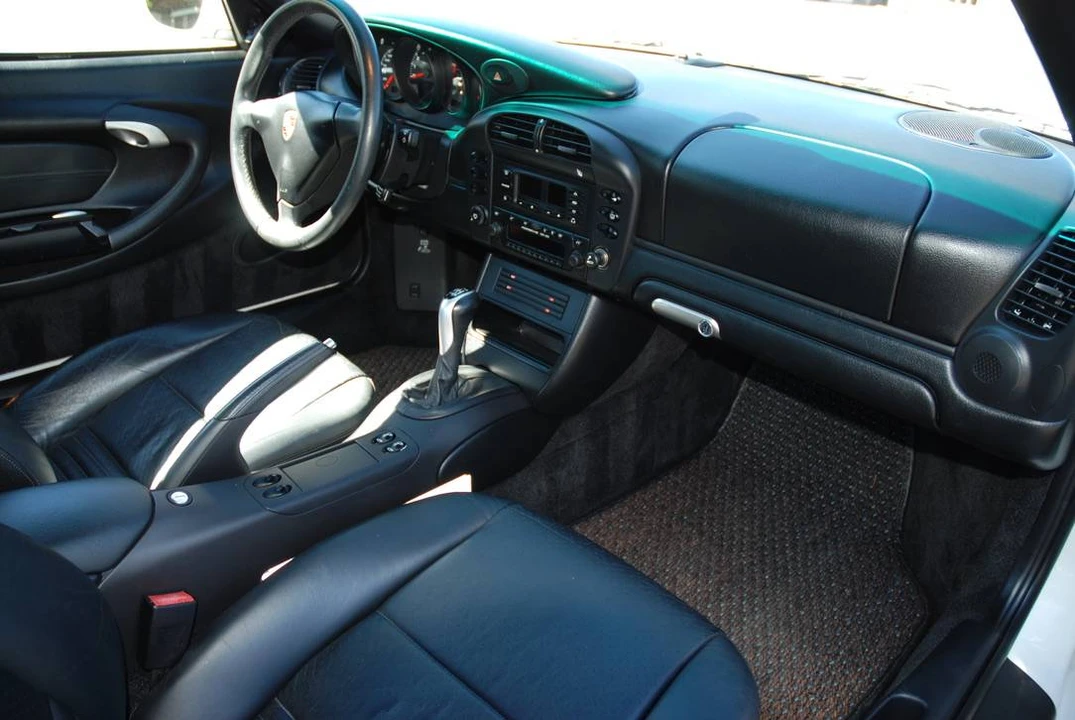 2002 Porsche 996 Carrera - Image 12 of 22