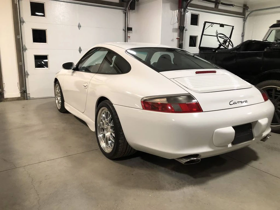 2002 Porsche 996 Carrera - Image 18 of 22