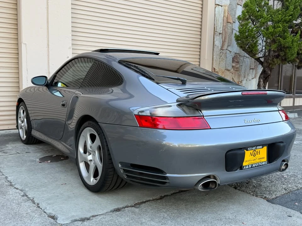2002 Porsche 996 Carrera - Image 2 of 17
