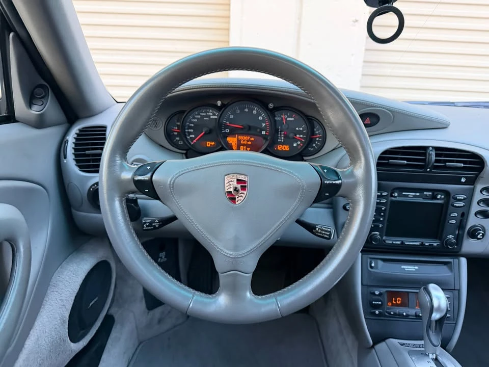 2002 Porsche 996 Carrera - Image 12 of 17