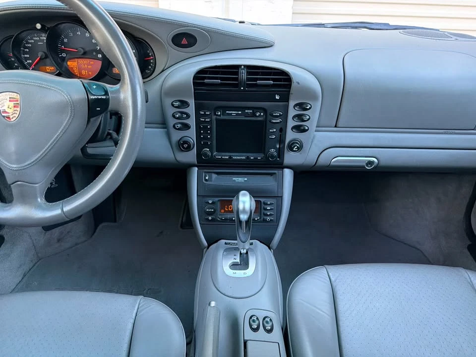 2002 Porsche 996 Carrera - Image 13 of 17