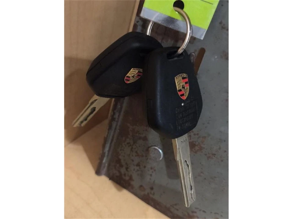 2002 Porsche 996 Carrera - Image 12 of 14