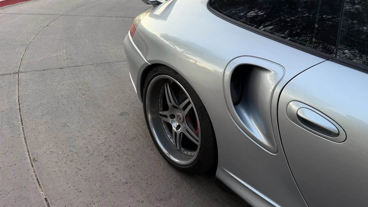 2002 Porsche 996 Turbo - Image 14 of 27