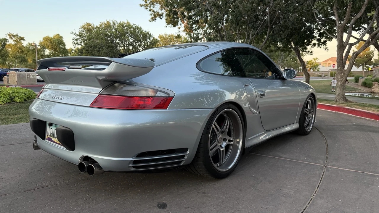 2002 Porsche 996 Turbo - Image 5 of 27