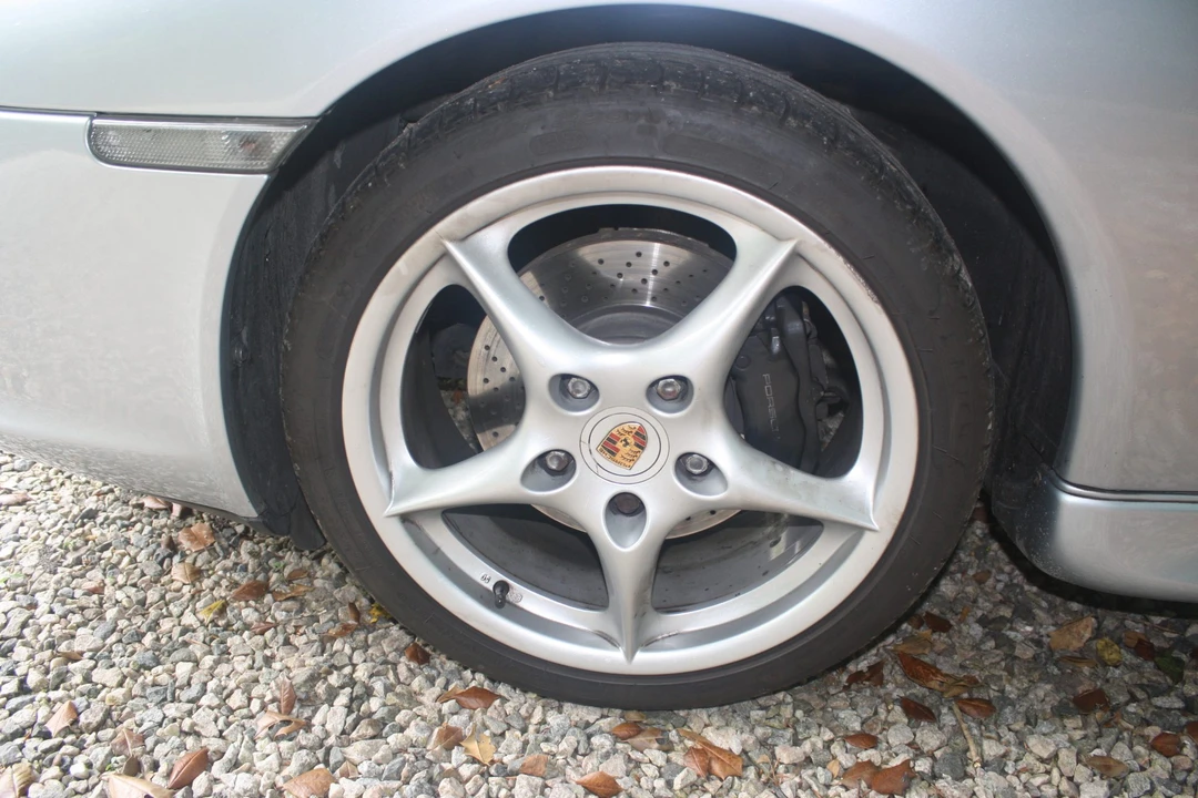 2002 Porsche 996 Carrera - Image 17 of 31