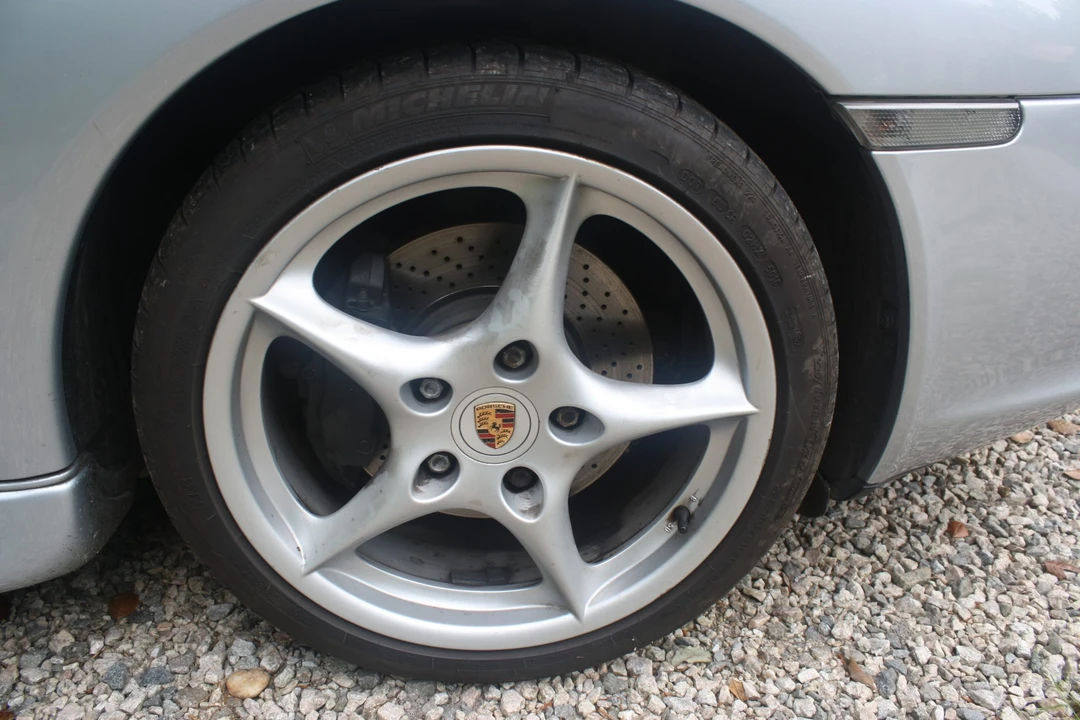 2002 Porsche 996 Carrera - Image 20 of 31