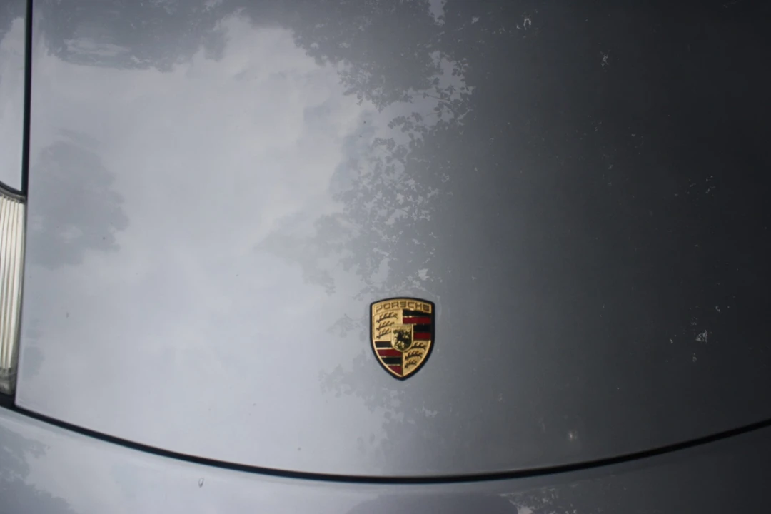2002 Porsche 996 Carrera - Image 9 of 31