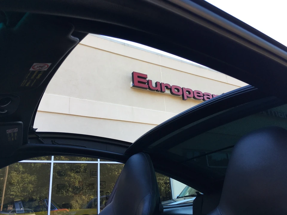 2002 Porsche 996 Carrera - Image 28 of 31