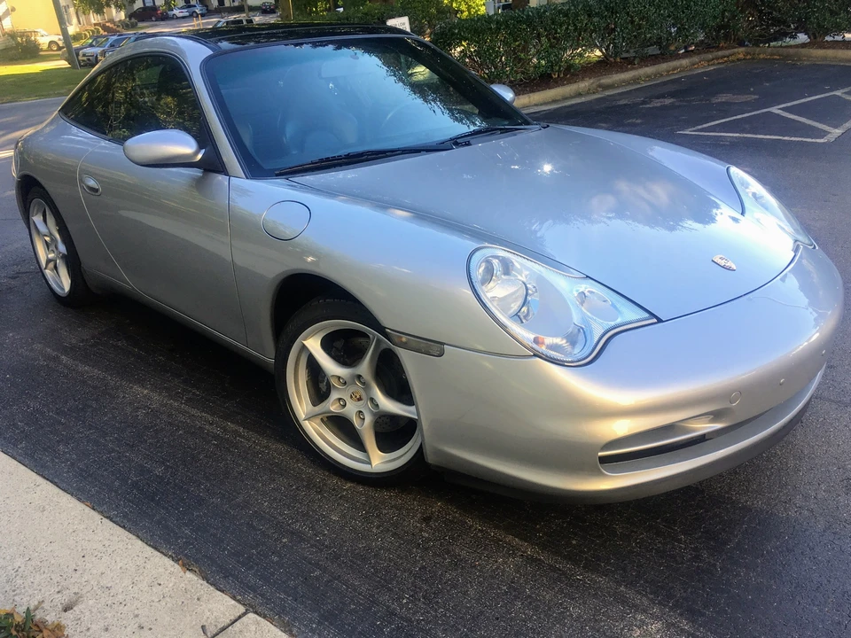 2002 Porsche 996 Carrera - Image 10 of 31