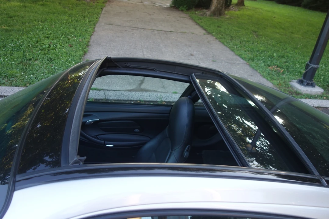 2002 Porsche 996 Carrera - Image 5 of 31