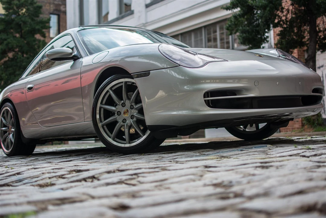 2002 Porsche 996 Carrera - Image 18 of 31