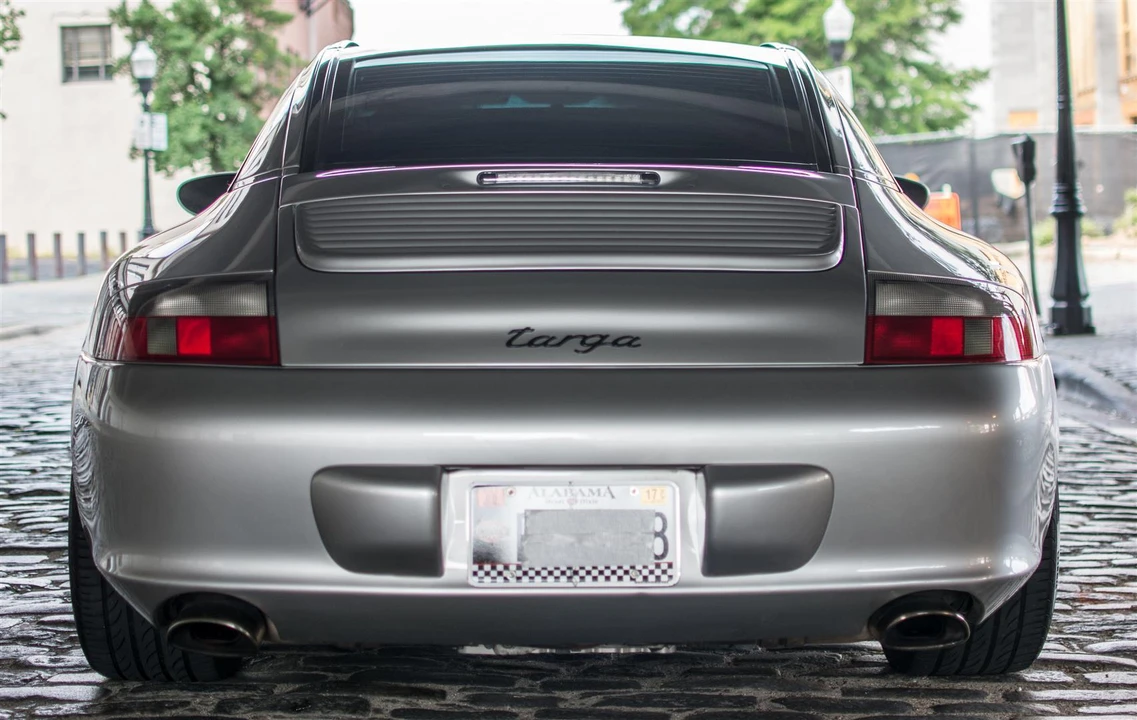 2002 Porsche 996 Carrera - Image 8 of 31