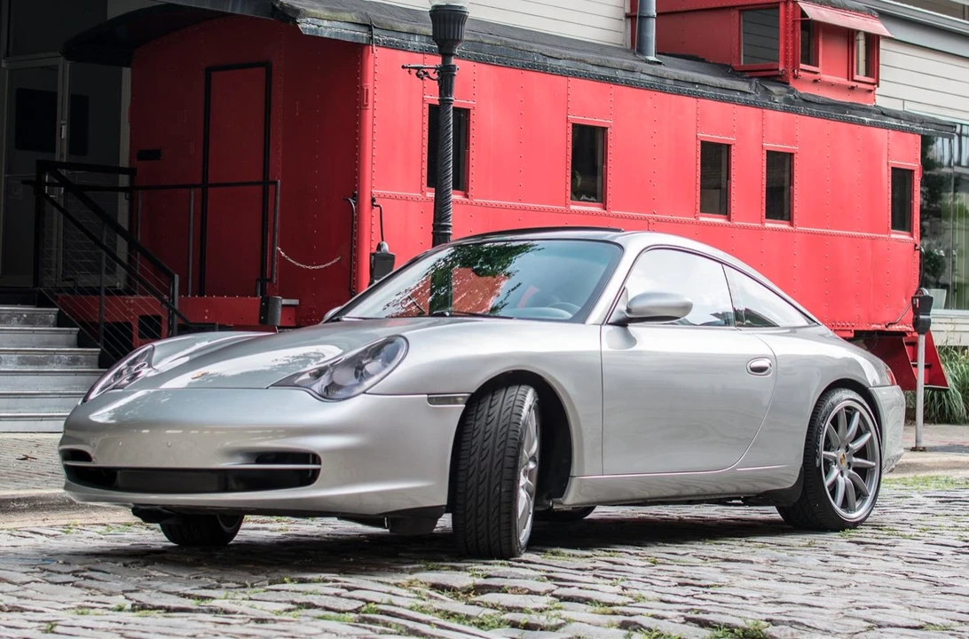 2002 Porsche 996 Carrera - Image 2 of 31