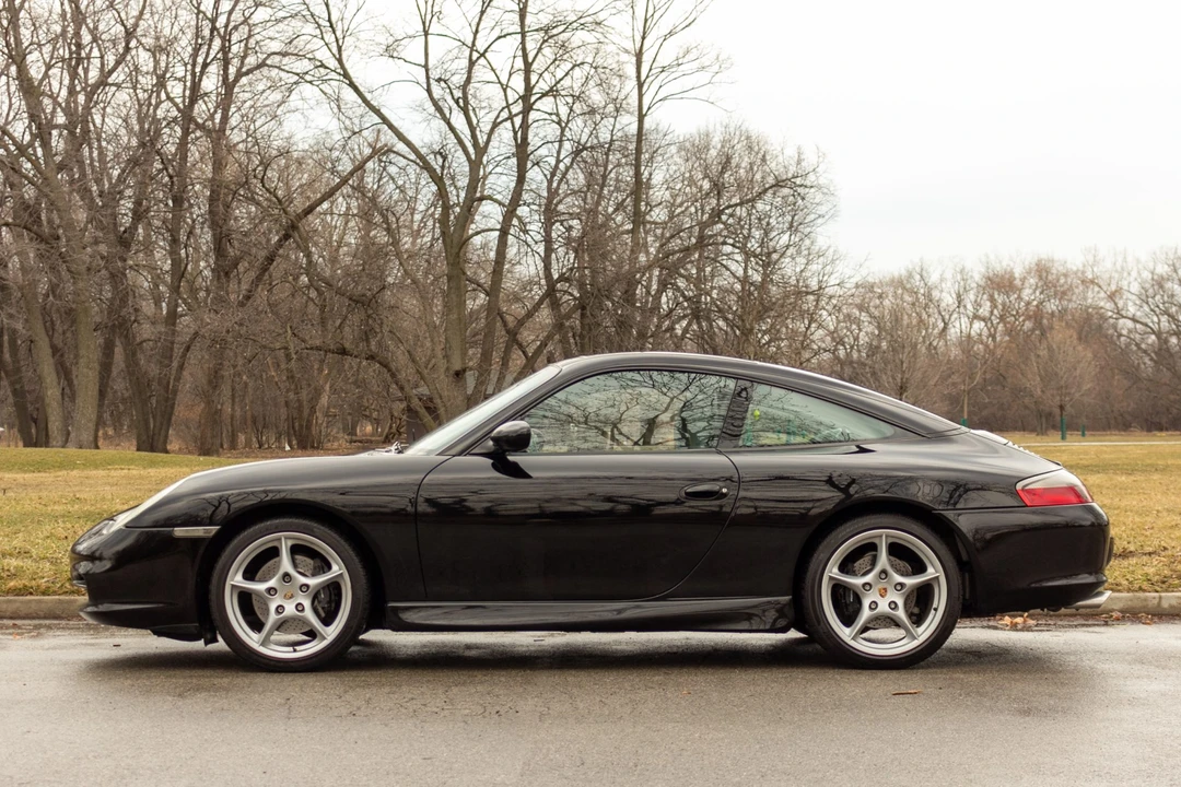 2002 Porsche 996 Carrera - Image 23 of 31