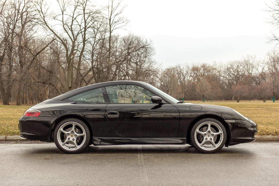 2002 Porsche 996 Carrera - Image 12 of 31