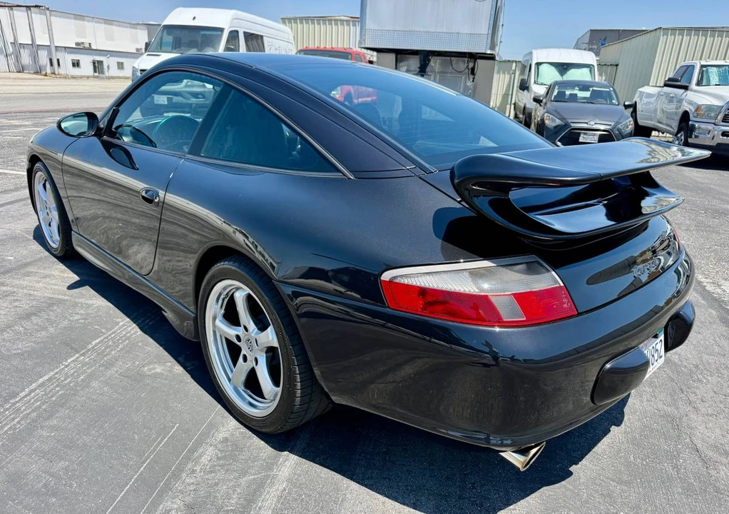 2022 Porsche 996 Targa - Image 3 of 18