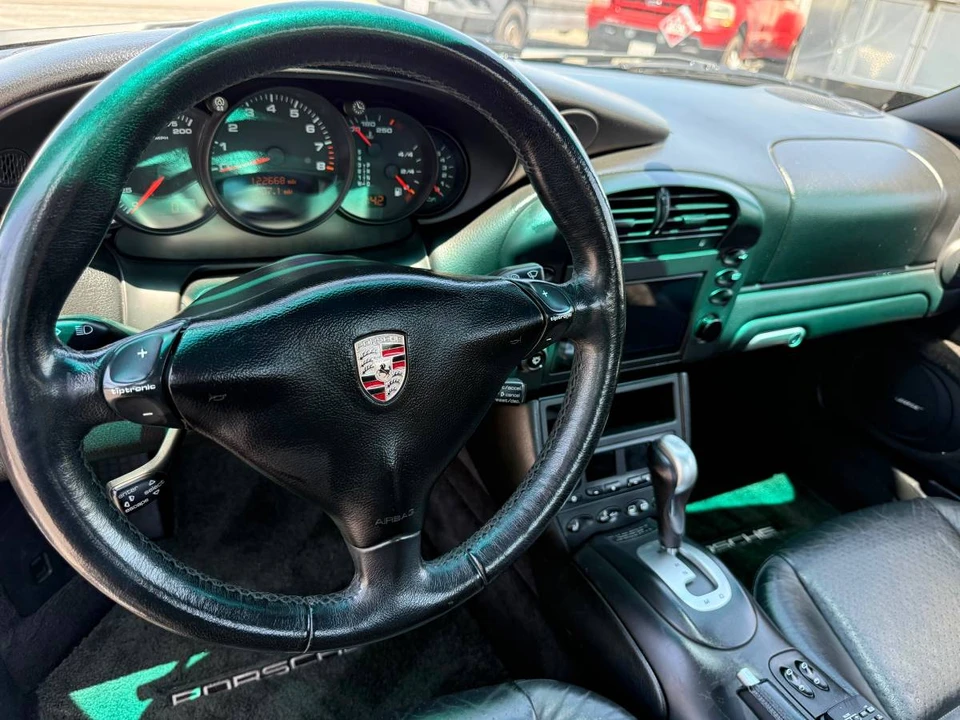 2022 Porsche 996 Targa - Image 8 of 18