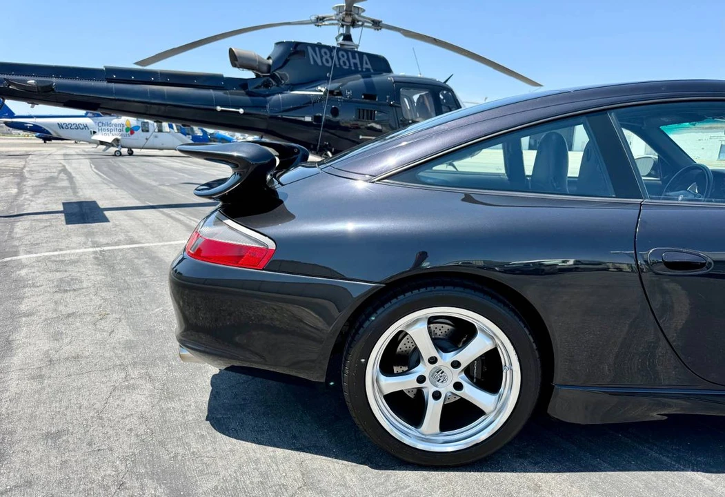 2022 Porsche 996 Targa - Image 11 of 18