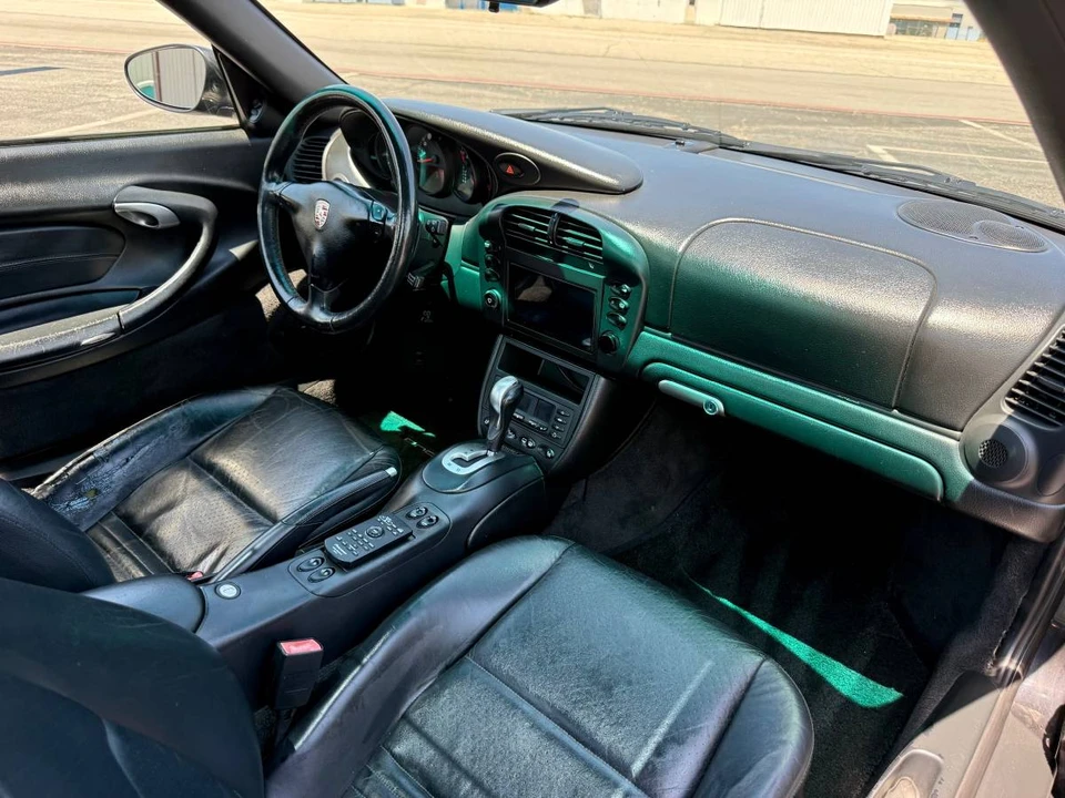 2022 Porsche 996 Targa - Image 7 of 18