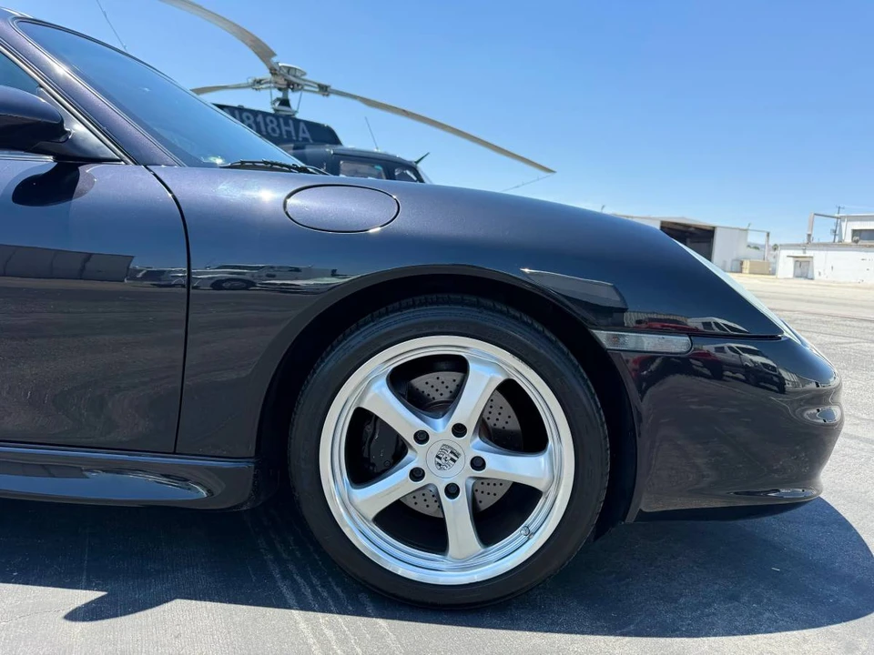 2022 Porsche 996 Targa - Image 12 of 18