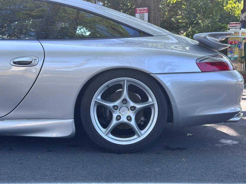 2002 Porsche 996 Carrera - Image 29 of 31
