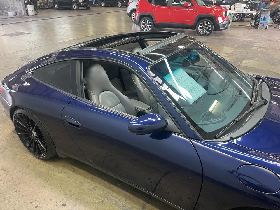 2002 Porsche 996 Carrera - Image 30 of 31