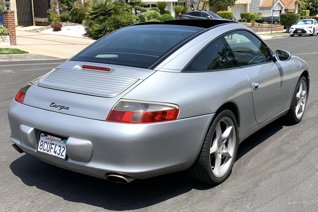 2002 Porsche 996 Carrera - Image 20 of 28
