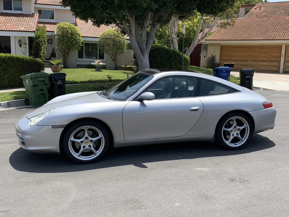 2002 Porsche 996 Carrera - Image 10 of 28