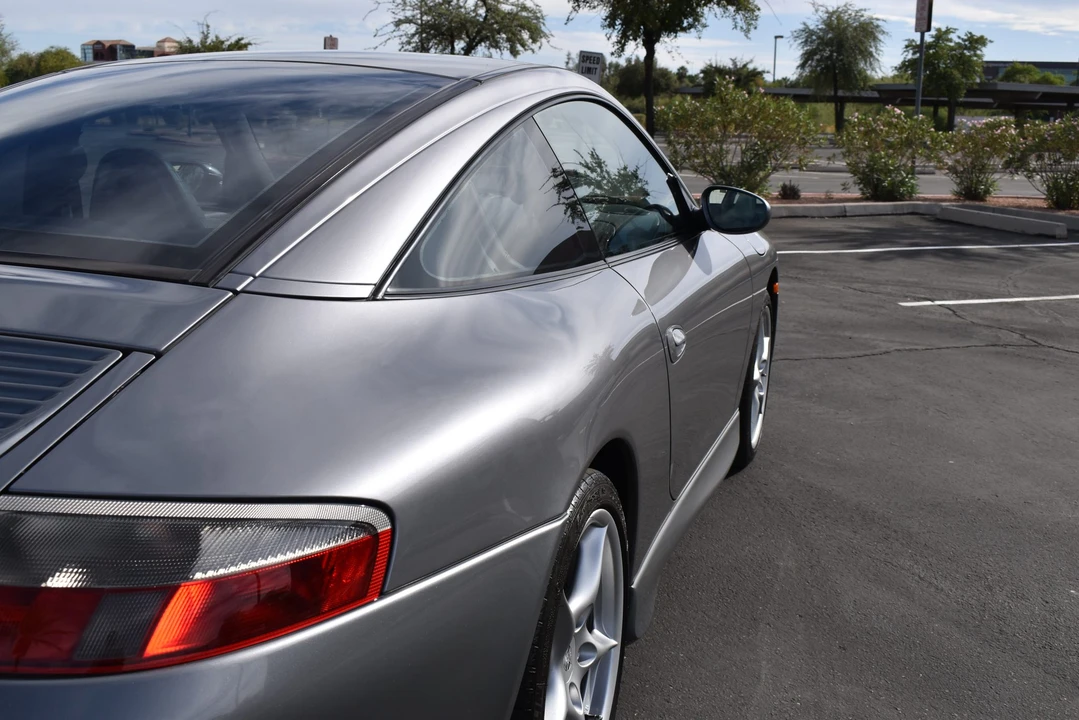 2002 Porsche 996 Carrera - Image 18 of 31