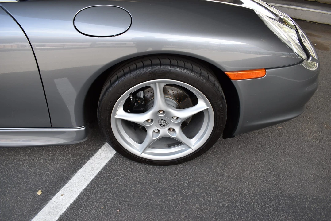 2002 Porsche 996 Carrera - Image 28 of 31