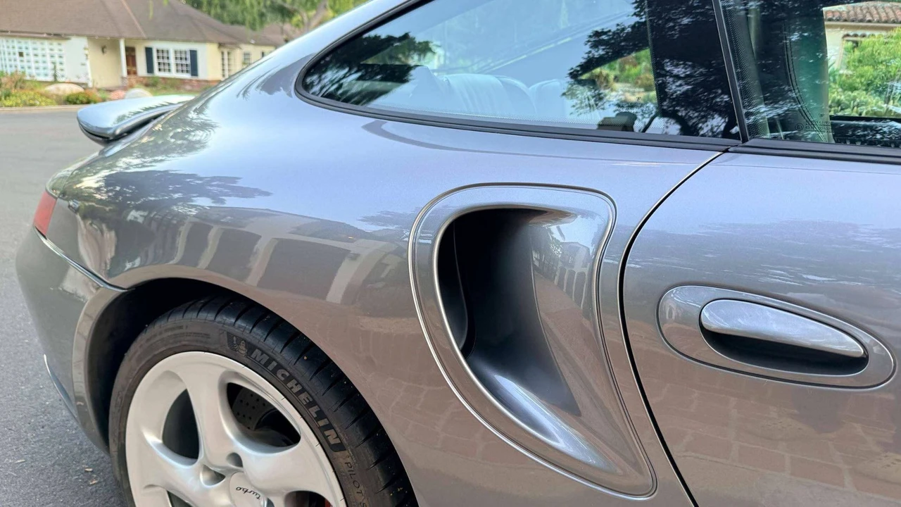 2002 Porsche 996 Turbo - Image 25 of 25