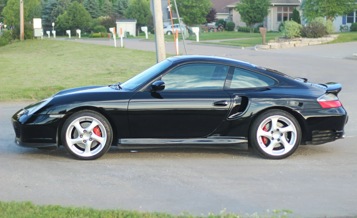 2002 Porsche 996 Turbo - Image 8 of 31