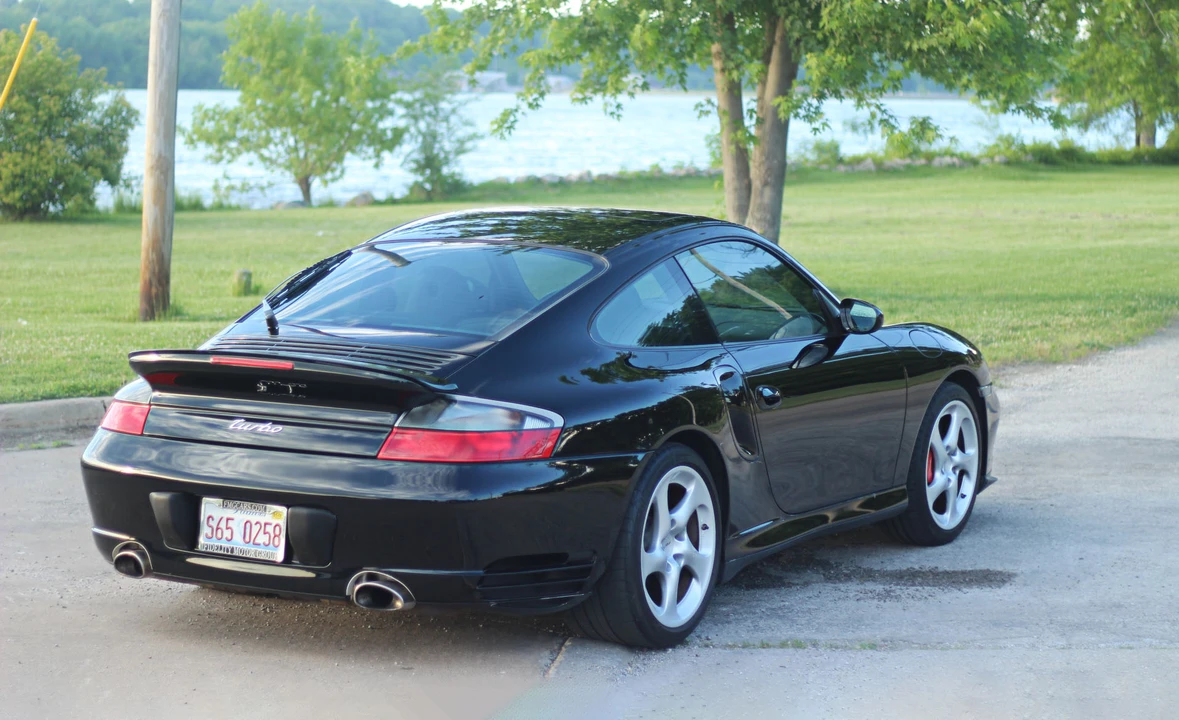 2002 Porsche 996 Turbo - Image 2 of 31