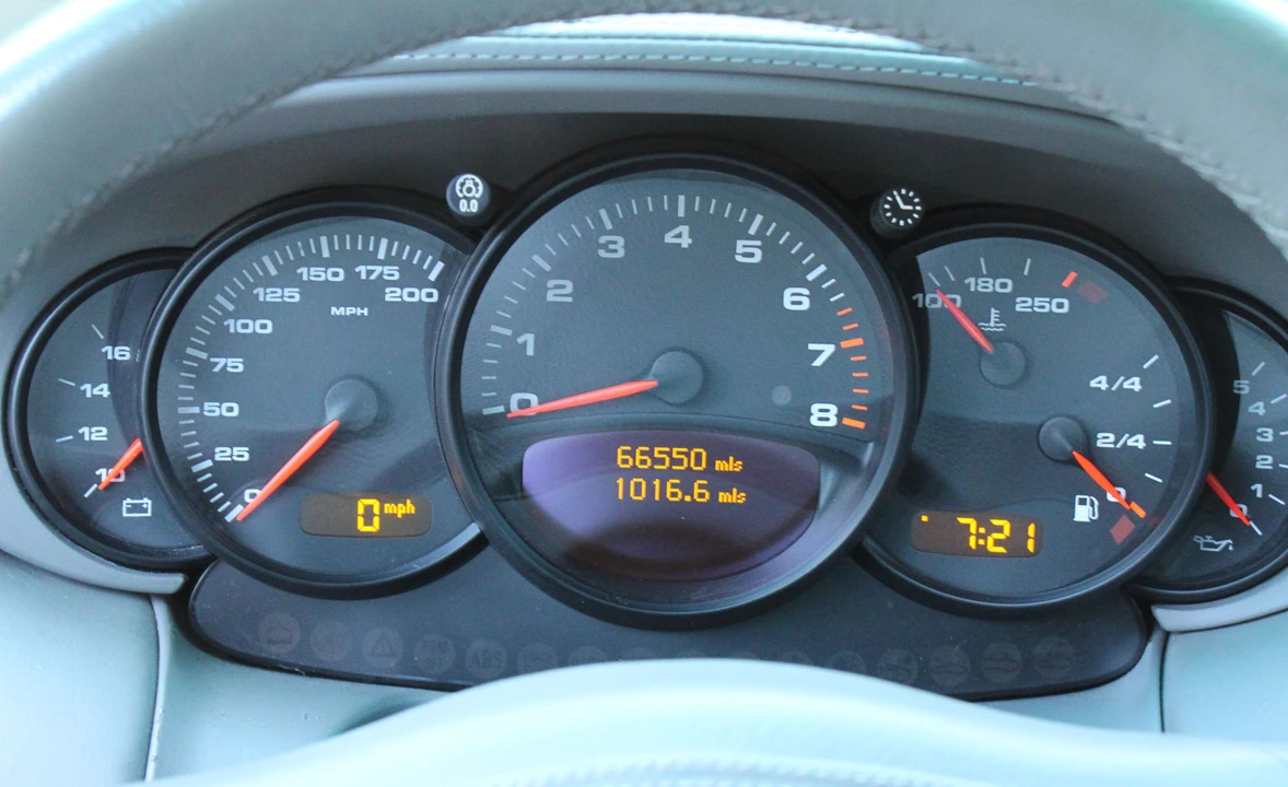 2002 Porsche 996 Turbo - Image 27 of 31