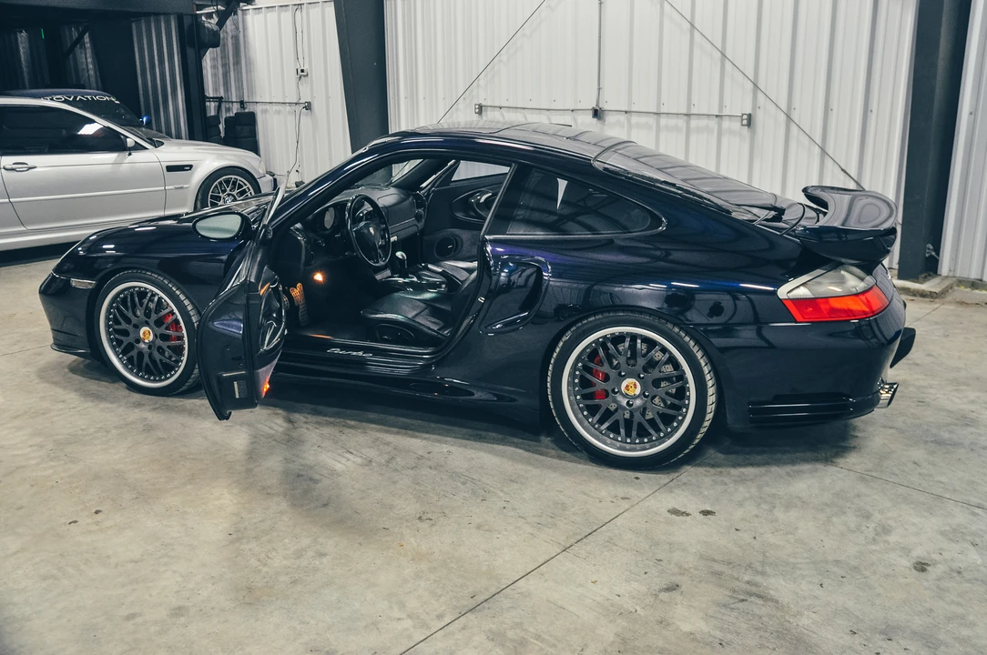 2002 Porsche 996 Turbo - Image 29 of 31