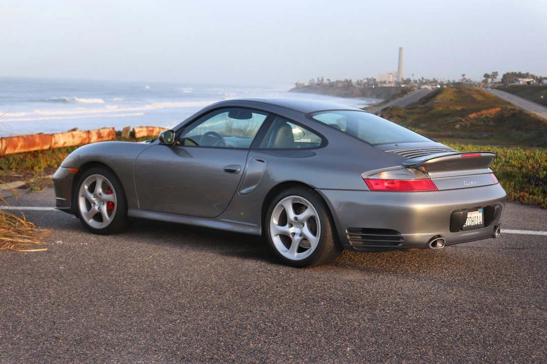 2002 Porsche 996 Turbo - Image 11 of 31