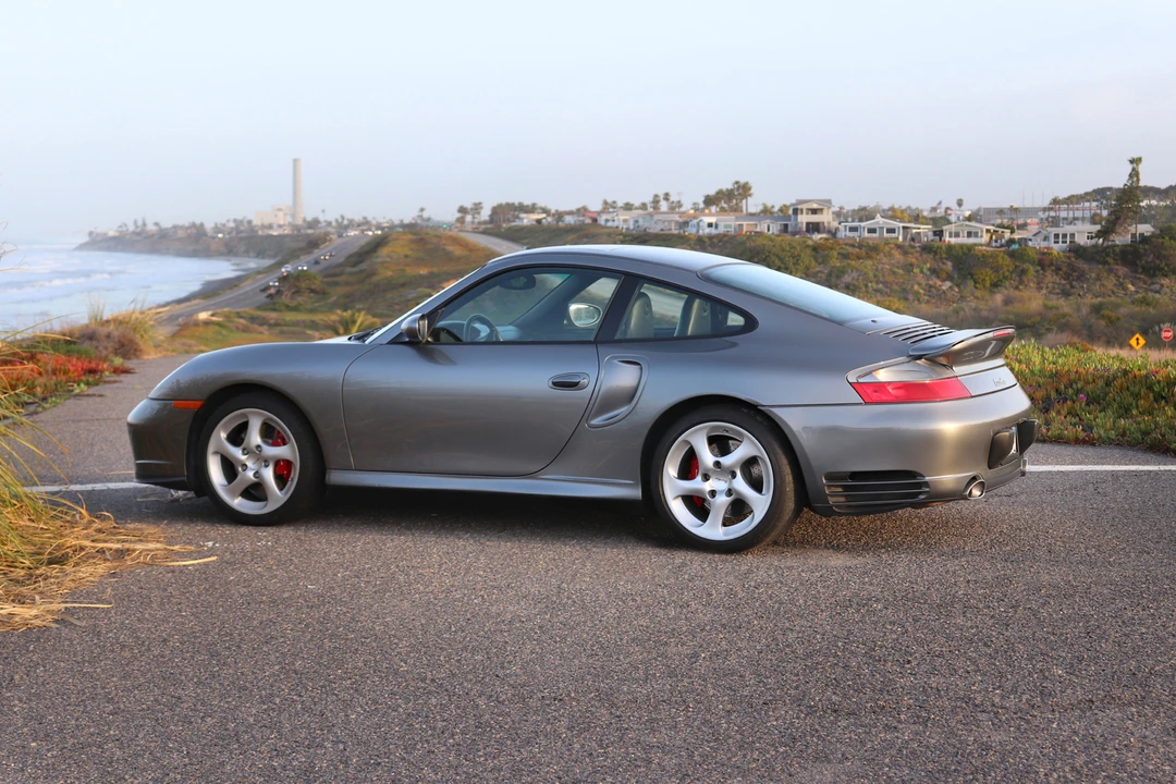 2002 Porsche 996 Turbo - Image 12 of 31