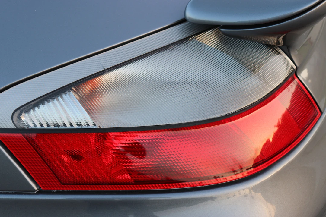 2002 Porsche 996 Turbo - Image 25 of 31