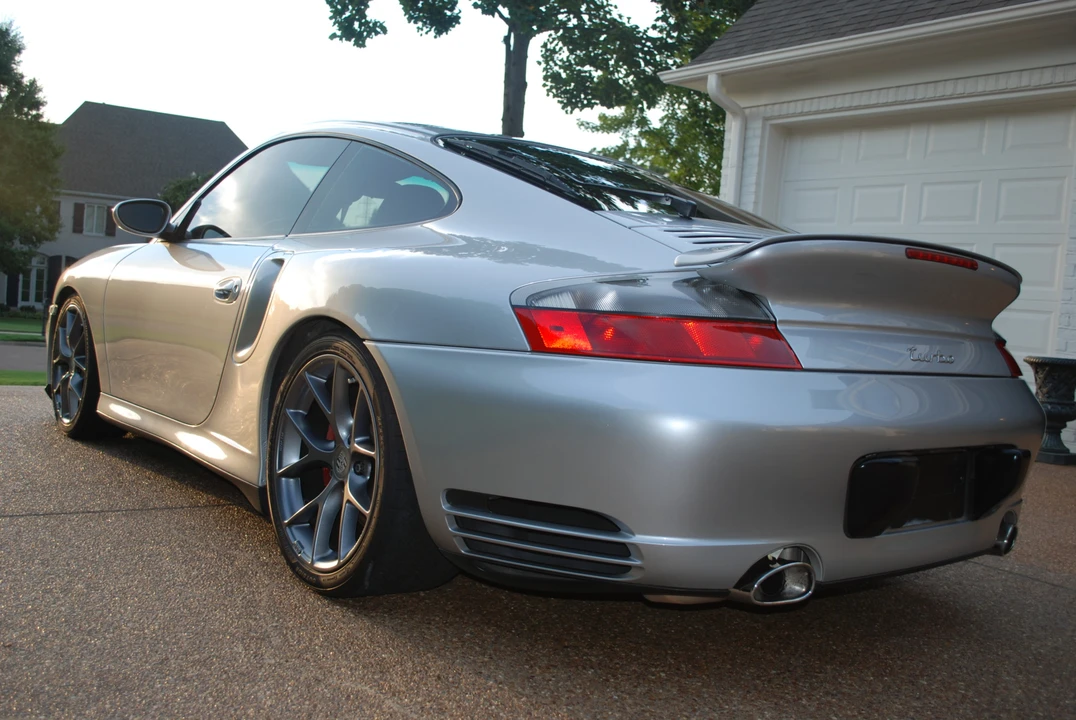 2002 Porsche 996 Turbo - Image 10 of 31