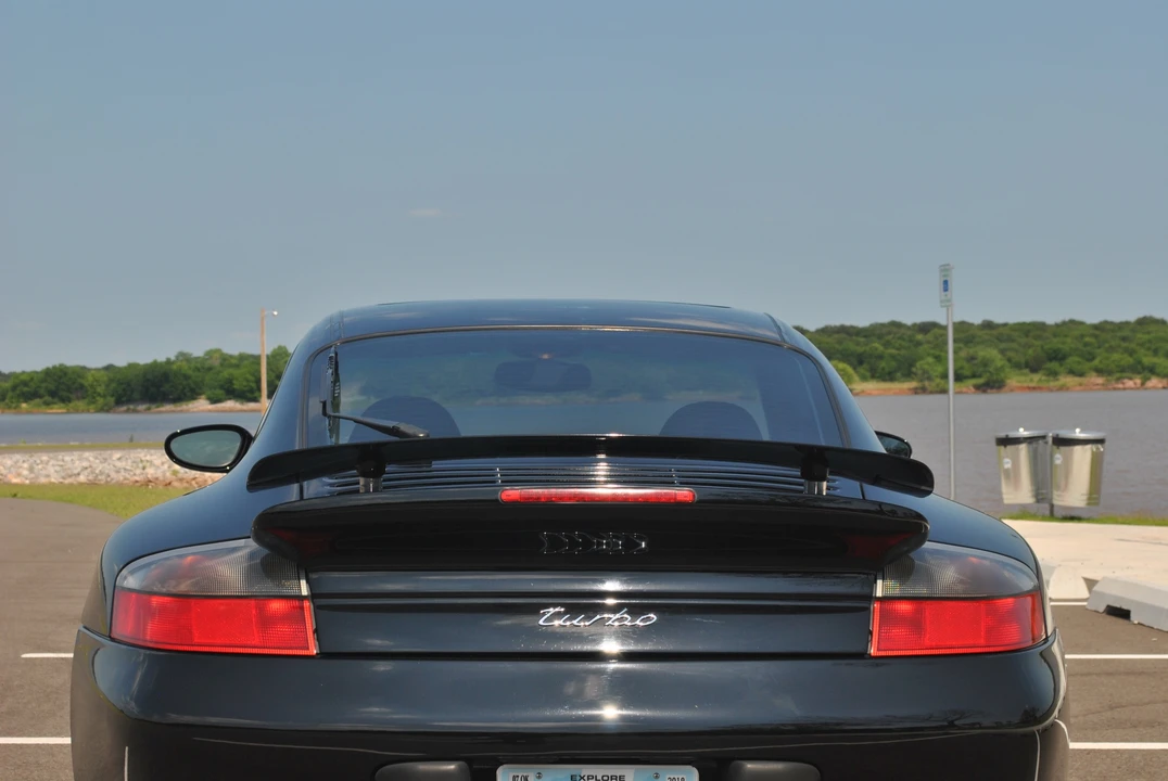 2002 Porsche 996 Turbo - Image 22 of 31
