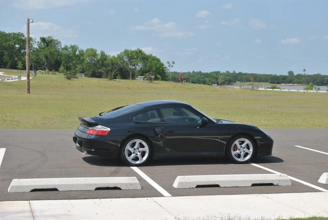2002 Porsche 996 Turbo - Image 11 of 31