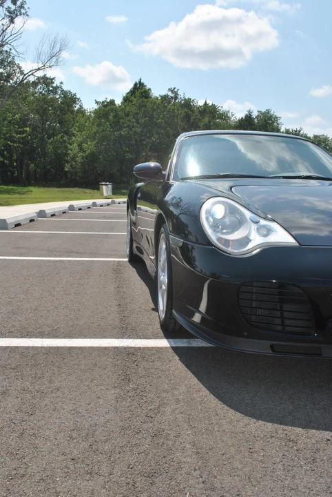 2002 Porsche 996 Turbo - Image 25 of 31