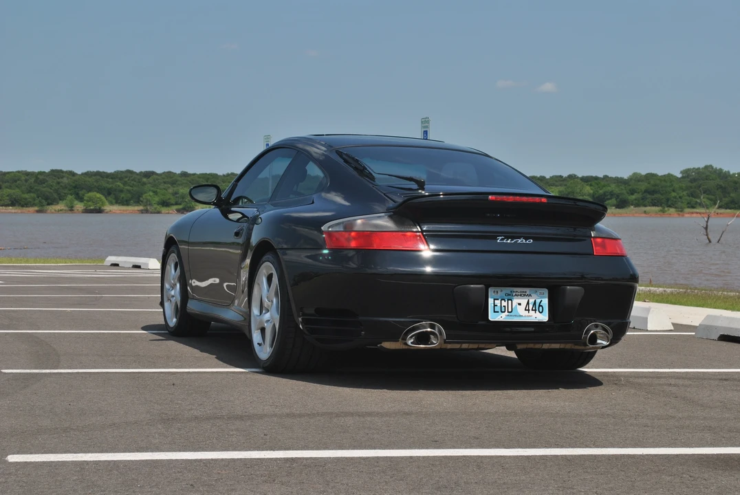 2002 Porsche 996 Turbo - Image 6 of 31